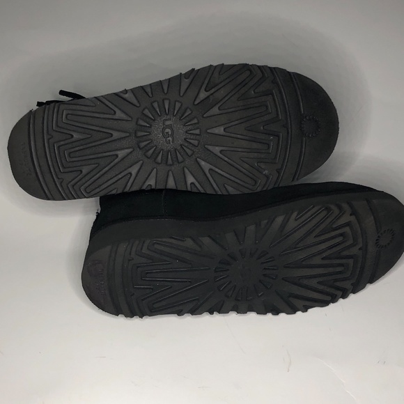 UGG GUC Girls "Cindy" Sz. USA 2 - Picture 6 of 9